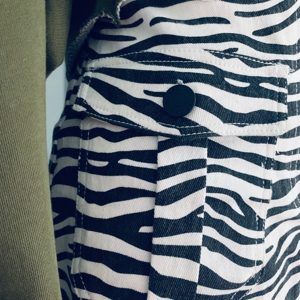 Zebra mini skirt - Picture 3 of 4